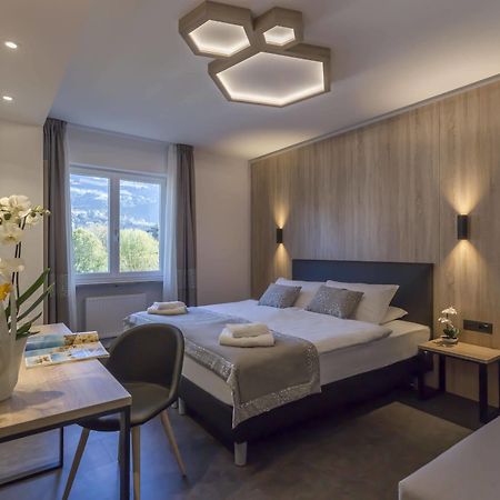 Tourist Hotel Брессаноне Екстер'єр фото